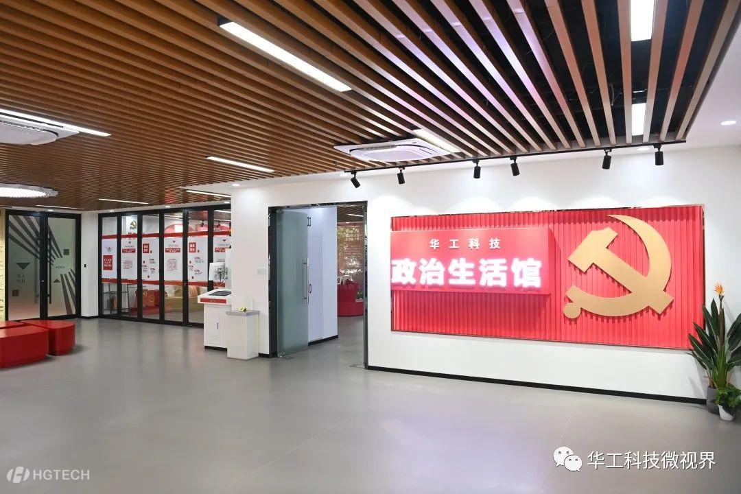 刘洁2.jpg 刘洁2.jpg